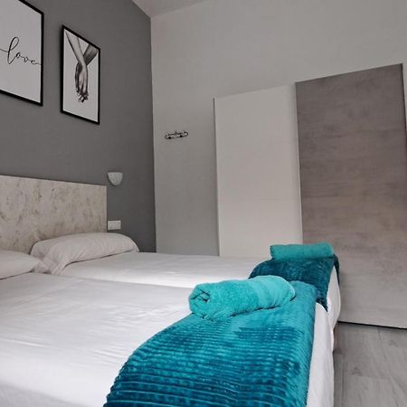 Apartamento La Loperana Málaga Dış mekan fotoğraf